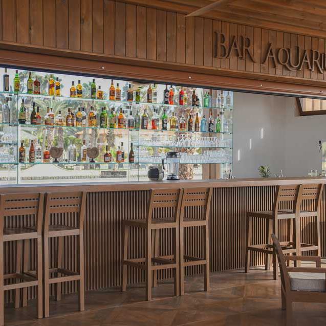 Kopp Tours - Hotel Morabeza Sal - Aquarius Bar